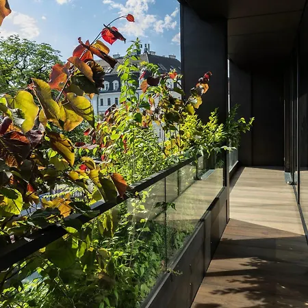 Bloom-living Apart Otel 4*