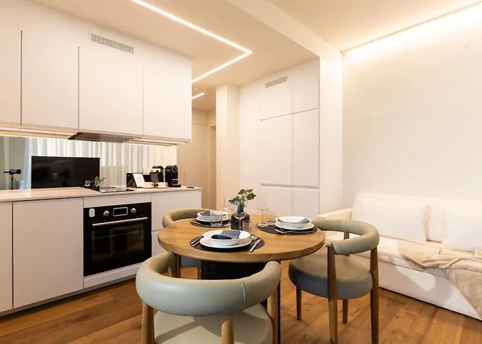 Aparthotel Bloom-living 3*