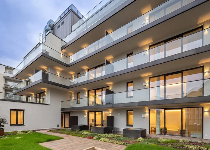 Aparthotel Bloom-living 3*