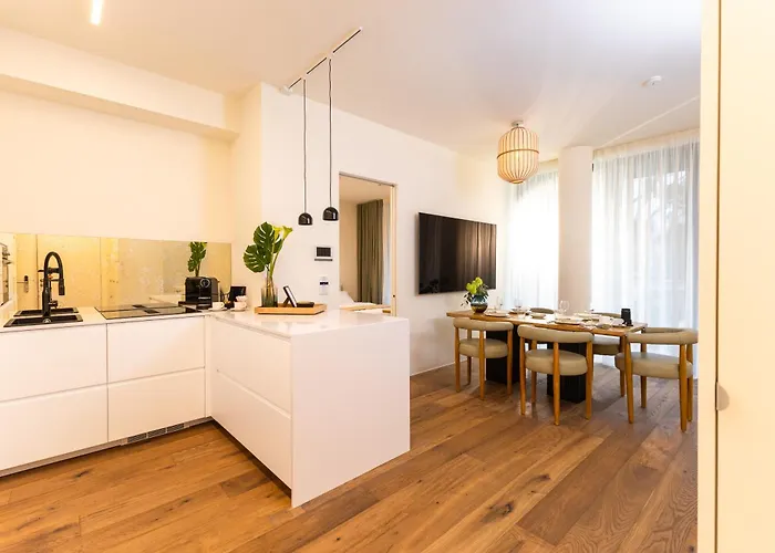 Aparthotel Bloom-living