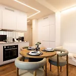 Apartmanhotel Bloom-living 4*