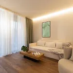 Bloom-living Apartmanhotel